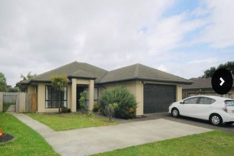 Photo of property in 74 Redcastle Drive, East Tamaki, Auckland, 2013