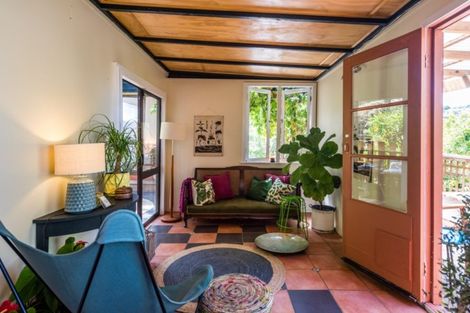 Photo of property in 14 Wellington Road, Surfdale, Waiheke Island, 1081