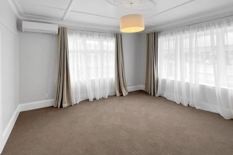 Photo of property in 86 Cook Street, Palmerston North, 4410