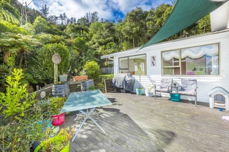 Photo of property in 105b Kamahi Street, Stokes Valley, Lower Hutt, 5019