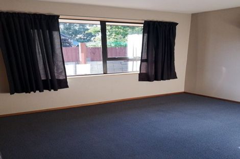 Photo of property in 88 Regency Crescent, Redwood, Christchurch, 8051