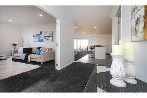 Photo of property in 22 Nellie Drive, Kumeu, 0810