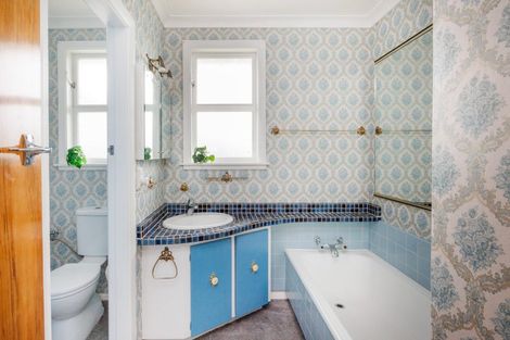 Photo of property in 10 Marsden Place, Awapuni, Palmerston North, 4412