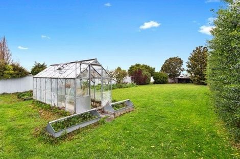 Photo of property in 13 Lindon Street, Rangiora, 7400