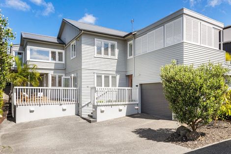 Photo of property in 68 St Michaels Avenue, Point Chevalier, Auckland, 1022