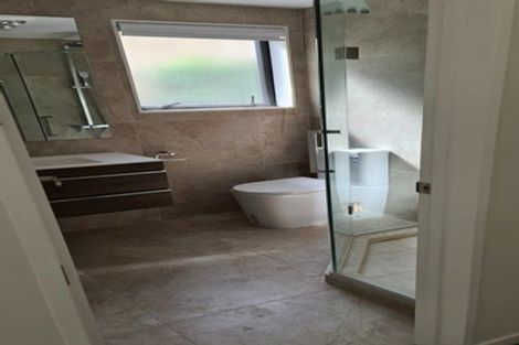 Photo of property in 65 Masons Road, Oteha, Auckland, 0632