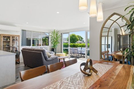 Photo of property in 1 Hanlow Place, Pyes Pa, Tauranga, 3112