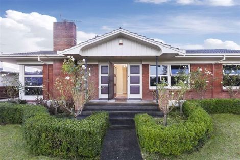 Photo of property in 4 Lynwood Place, Chedworth, Hamilton, 3210