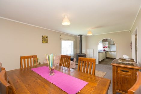 Photo of property in 37 Allan Road, Burgess Park, New Plymouth, 4371
