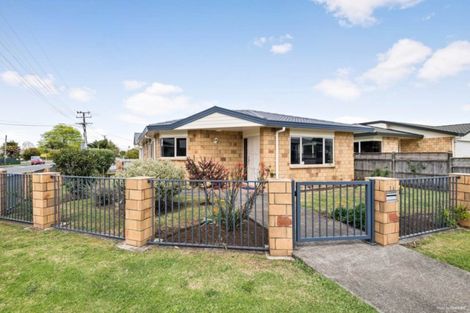 Photo of property in 1/1 Churchill Avenue, Manurewa, Auckland, 2102