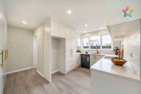 Photo of property in 8 Golf Road, Manor Park, Lower Hutt, 5019