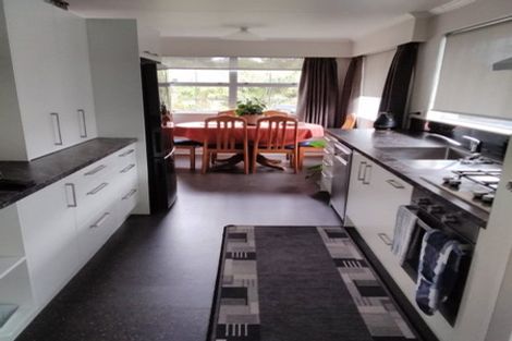 Photo of property in 24 Paradise Place, Milson, Palmerston North, 4414