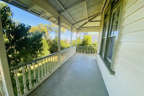 Photo of property in 32 Kitchener Road, Waiuku, 2123