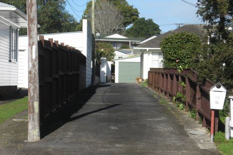 Photo of property in 59 Orams Road, Hillpark, Auckland, 2102