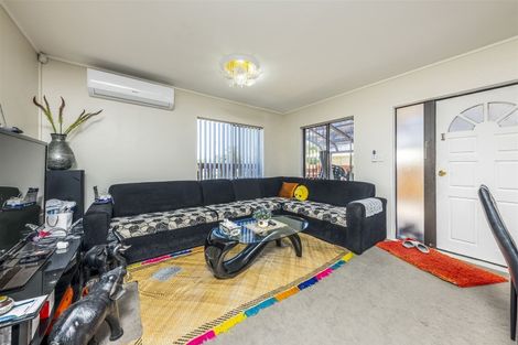 Photo of property in 82 Station Road, Papatoetoe, Auckland, 2025
