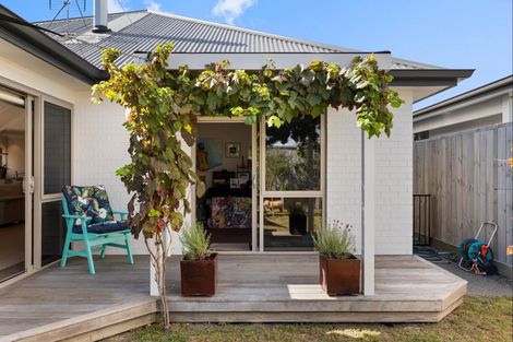 Photo of property in 104 Coast Boulevard, Papamoa Beach, Papamoa, 3118