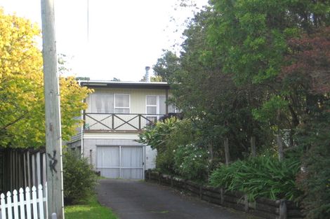 Photo of property in 35 Parrs Cross Road, Henderson, Auckland, 0612