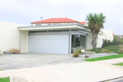 Photo of property in 59 Te Wharau Drive, Greenhithe, Auckland, 0632