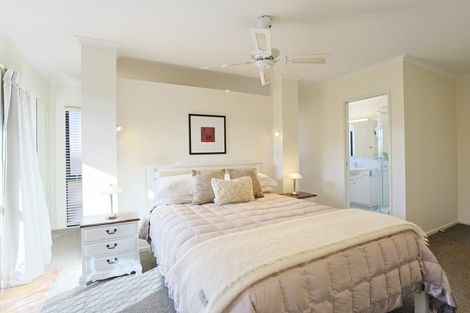 Photo of property in 10 Park Lane, Greenmeadows, Napier, 4112