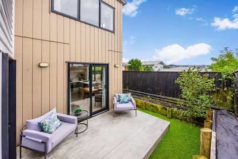 Photo of property in 7/66 Bruce Road, Glenfield, Auckland, 0629