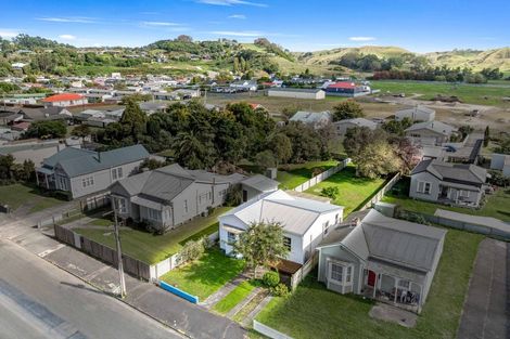 Photo of property in 15 Kelvin Street, Aramoho, Whanganui, 4500