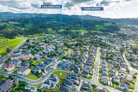 Photo of property in 5 Eric Gifford Drive, Ranui, Auckland, 0612