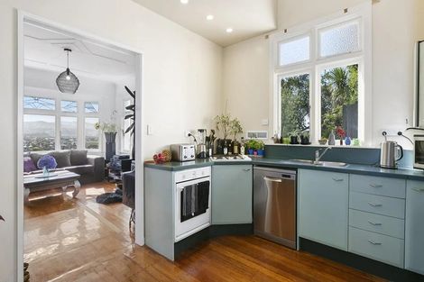 Photo of property in 32 Motu Street, Saint Clair, Dunedin, 9012