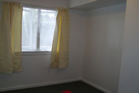 Photo of property in 1/12 Hinekohu Street, New Lynn, Auckland, 0600