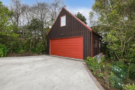 Photo of property in 64 Nalanda Crescent, Broadmeadows, Wellington, 6035