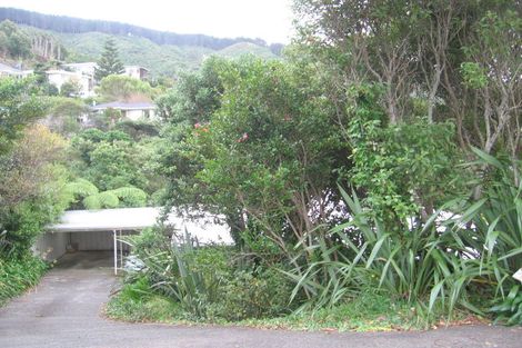 Photo of property in 12 Woodstock Terrace, Tawa, Wellington, 5028