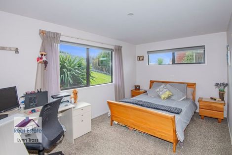 Photo of property in 24 Chatsfield Place, Te Kamo, Whangarei, 0112