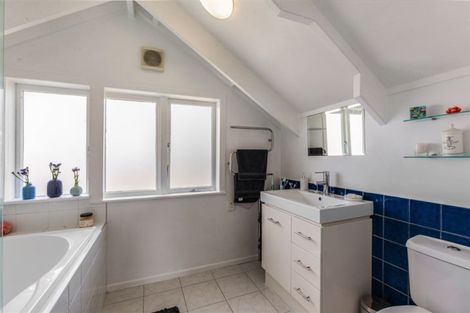 Photo of property in 16 Empire Road, Devonport, Auckland, 0624