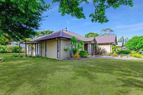 Photo of property in 2 Caulfield Place, Pukehangi, Rotorua, 3015