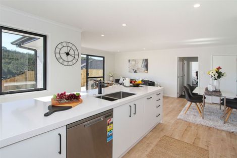 Photo of property in 46 Pacific Heights Road, Orewa, 0931