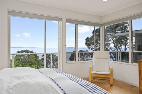Photo of property in 30 Marellen Drive, Red Beach, 0932