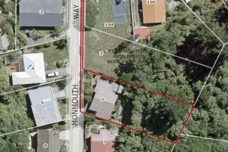 Photo of property in 5 Monmouth Way, Wilton, Wellington, 6012