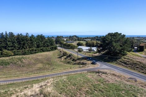 Photo of property in 185 Peka Peka Road, Peka Peka, Waikanae, 5391