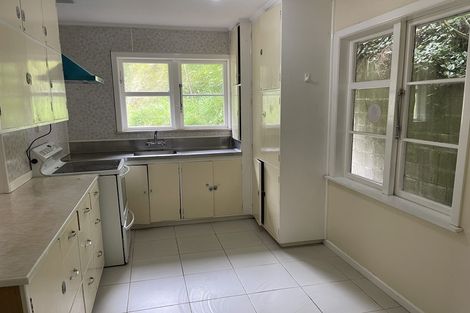 Photo of property in 78 Broderick Road, Johnsonville, Wellington, 6037