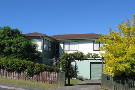 Photo of property in 143 Moire Road, West Harbour, Auckland, 0618
