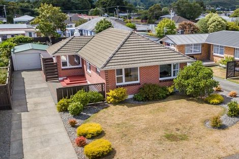 Photo of property in 48 Kashmir Avenue, Clouston Park, Upper Hutt, 5018