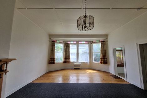 Photo of property in 11 Carlton Avenue, Gonville, Wanganui, 4501