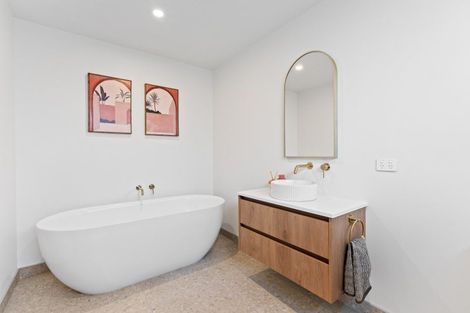 Photo of property in 15 Franks Place, Outram, 9019