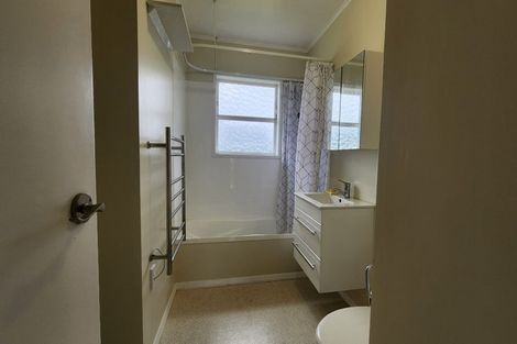 Photo of property in 317 Wellington Road, Wainuiomata, Lower Hutt, 5014