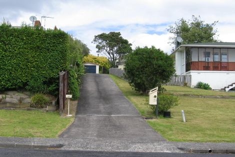 Photo of property in 2/25 Linwood Avenue, Forrest Hill, Auckland, 0620