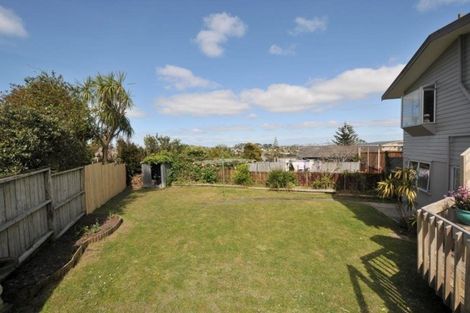 Photo of property in 4 Cassia Place, Sunnynook, Auckland, 0620