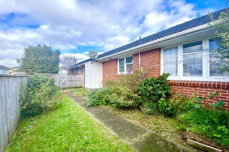 Photo of property in 2/5 Ruahine Street, Trentham, Upper Hutt, 5018