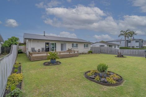 Photo of property in 73 Robinson Road, Whitianga, 3510