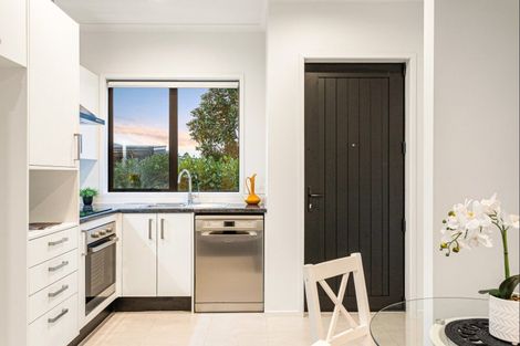 Photo of property in 2 Sacred Kingfisher Road, Hobsonville, Auckland, 0616