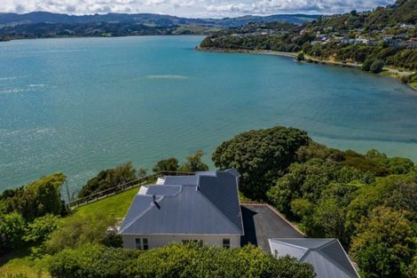 Photo of property in 164 Paremata Road, Paremata, Porirua, 5024