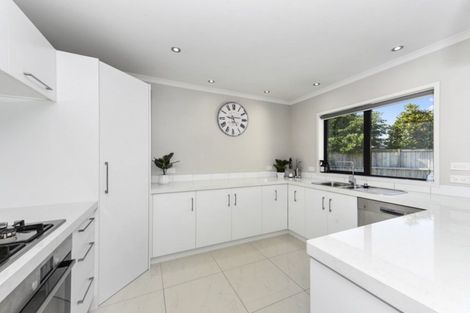 Photo of property in 23 Piwakawaka Court, Rototuna North, Hamilton, 3210